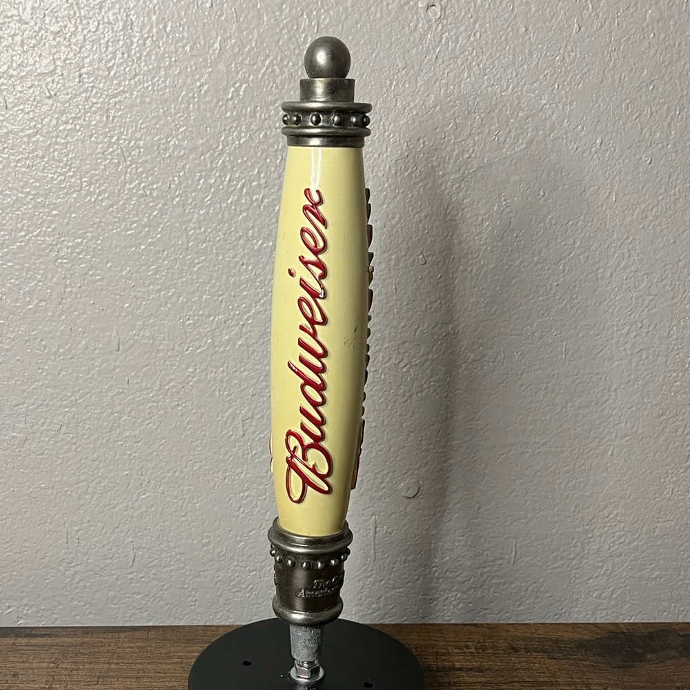 Vintage Budweiser Classic Tap Handle Beer Pull White with Metal Ends 12”.